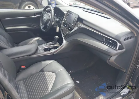 2024 Toyota Camry Se z USA, uszkodzony, nr VIN 4T1G11AK5RU886867